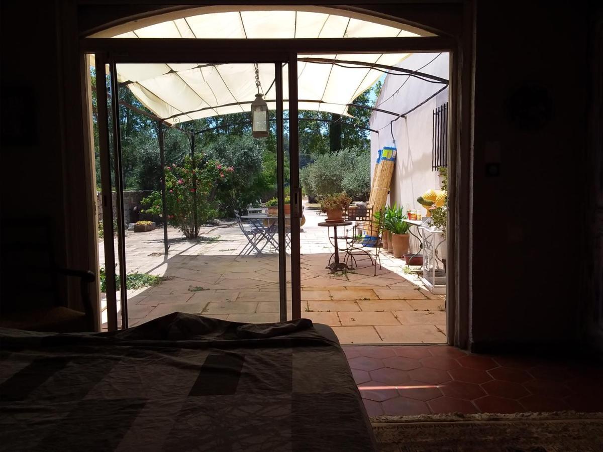 Clos St Jean Batiste Tourves Exterior foto