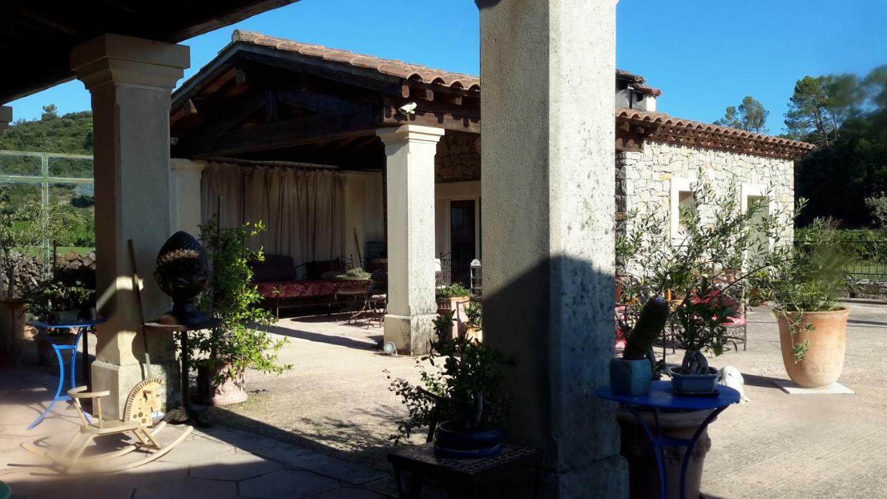 Clos St Jean Batiste Tourves Exterior foto
